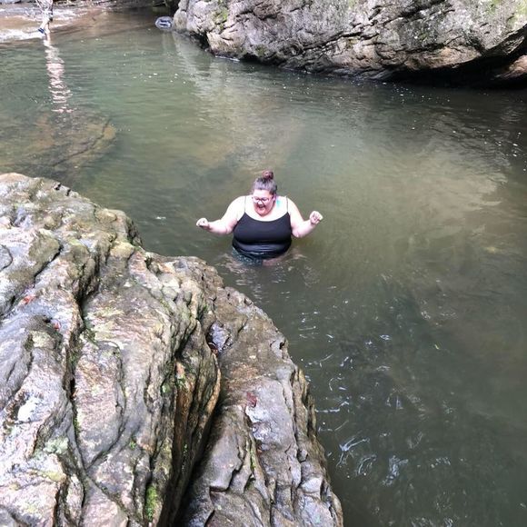 Meet your Posher, Johnna - Picture 1 of 1